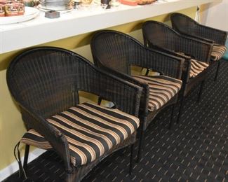Set of 4 Wicker Style Chairs with Cushions