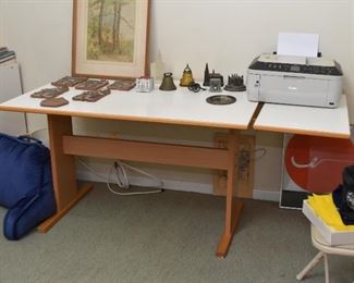 Drop Leaf (Expandable) Work Table / Desk