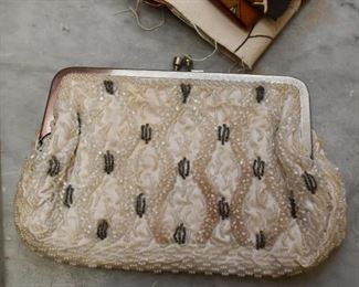 Vintage Beaded Handbag / Evening Bag