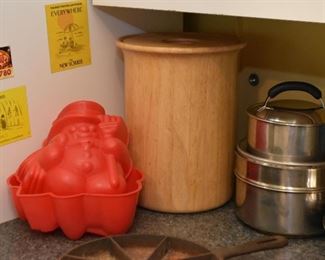 Snowman Molds, Wooden Canister