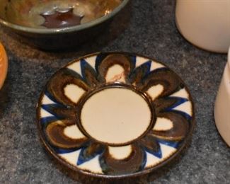 Vintage Pottery Dishes & Bowls