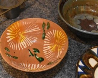 Vintage Pottery Dishes & Bowls