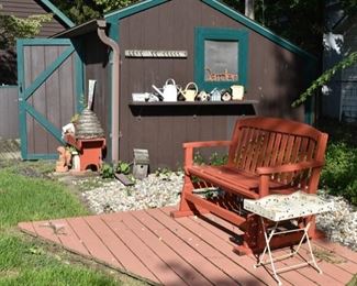 GLIDER BENCH & GARDEN DECOR