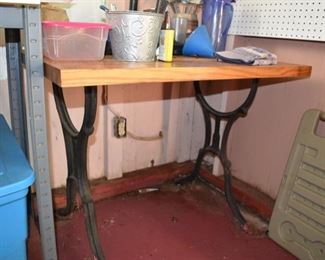 INDUSTRIAL TABLE. W/WOODEN TOP