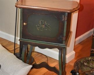 COPPER LINED SMOKING STAND