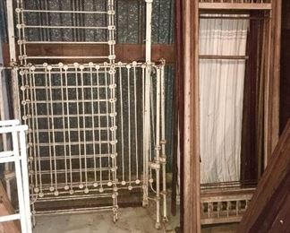 Antique metal crib, several wooden screen sections