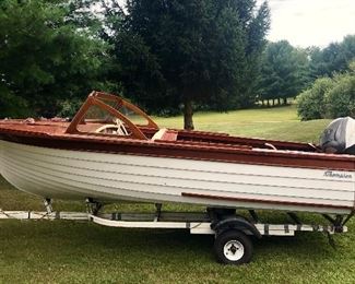 Vintage 1960’s Thompson wooden boat w/ trailer and 75 HP Evinrude motor