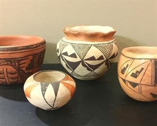 Vintage signed Native American clay pits, bowls