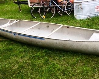 Grumman 17’ aluminum canoe