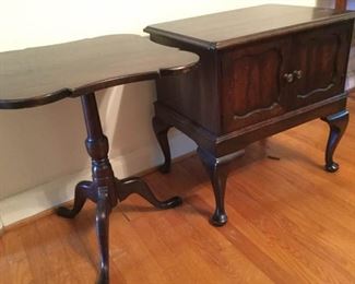 Classic Wooden Occasional Tables https://ctbids.com/#!/description/share/228053