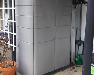 Tall Rubbermaid Storage Cabinet with contents https://ctbids.com/#!/description/share/228055