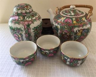 Chinese Porcelain Tea Set and Ginger Jar https://ctbids.com/#!/description/share/230989