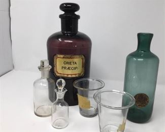 Apothecary bottles https://ctbids.com/#!/description/share/230655