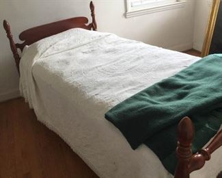 Solid wood single bed with turned frame https://ctbids.com/#!/description/share/230642