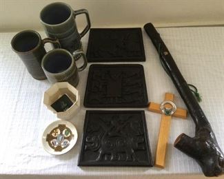 Irish Collectibles including Belleek https://ctbids.com/#!/description/share/230634