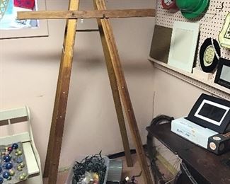 Easel