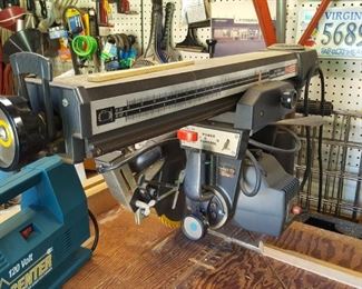 Radial arm saw