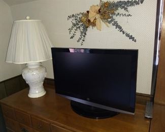 Small flat screen television