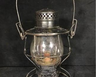 L028Canadian National E. T. Wright  Co RR Lantern