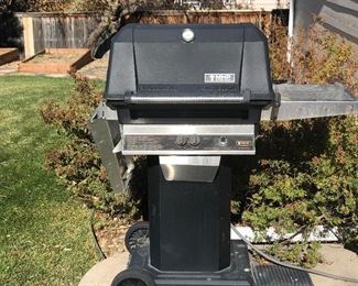 MHP Natural Gas Grill- Very Nice condition!!