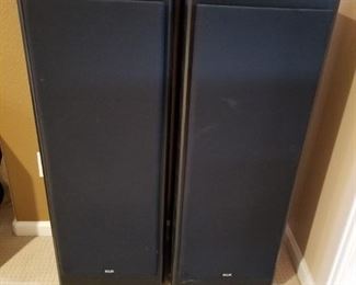 Large floor speakers