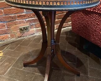28. Antique 4 Footed Pedestal Table w/ Brass Gallery Hand Painting (18" x 20")