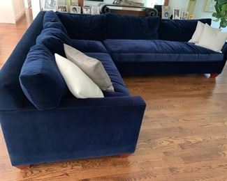 62. Avery Boardman Blue Velvet 2pc Sectional (100" x 39" x 33" x 126")