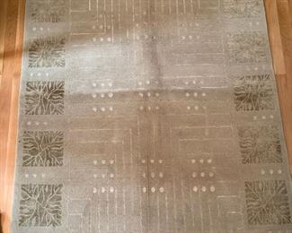 33. Warp and Weft Area Rug Silk and Wool (5' x 6')