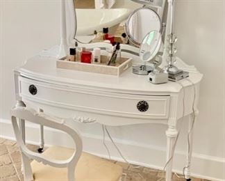 112. Antique White Dressing Table w/ Chair (46" x 20" x 66")