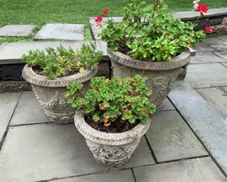 144. Round 20" Cement Planter