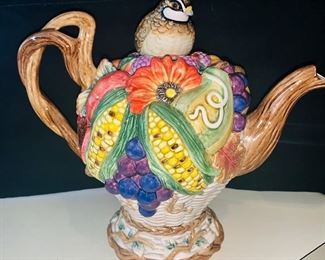 Fitz and Floyd teapot