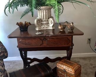 Vintage game table