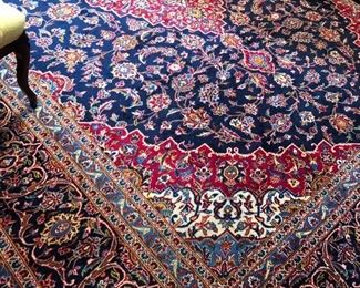 Large area Rug 14'2" by 10' 2" in great condition