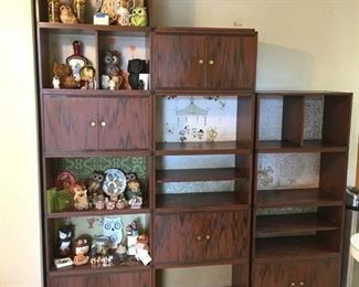 Flexible Shelving Units: Arrange These 15 Flexible Blocks of Shelving to Suit, Vintage Wallpaper Adds Character