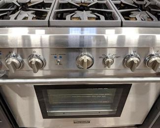 New Thermador stove (located in Ashburn)