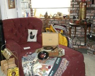 COMFY CHAIR AND OTTOMAN & VINTAGE RECORD PLAYER