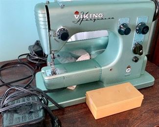 Viking  Husqvarna sewing machine (1 available)