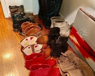 Women's boots - size 8