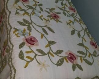 antique crewel bedspreads