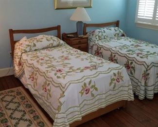 pair twin beds