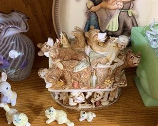 This is also a trinket box. It's great.