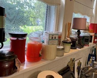 Lots and lots of brand new, good candles
