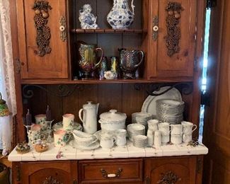 Sweet little hutch.
