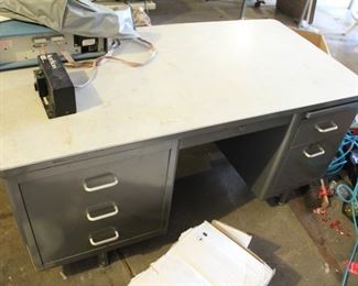 Several tanker desks to choose from