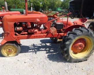 1949 BF Avery Model A Tractor 05866 J 