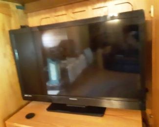 32 Inch Vizio Flat Screen ( working )