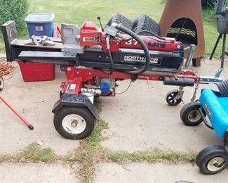 North Star Proven Performance 37 Ton Log Splitter