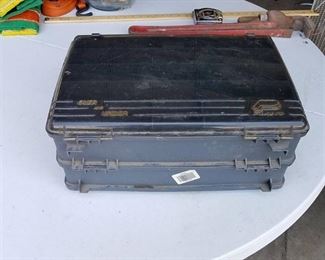 Plano over and under tackle box