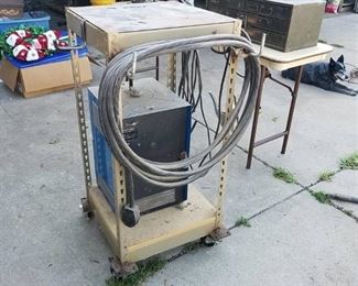 gold seal arc welder 225 amp with cart