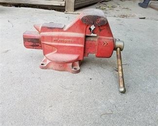 Craftsman 5 inch Vise swivel